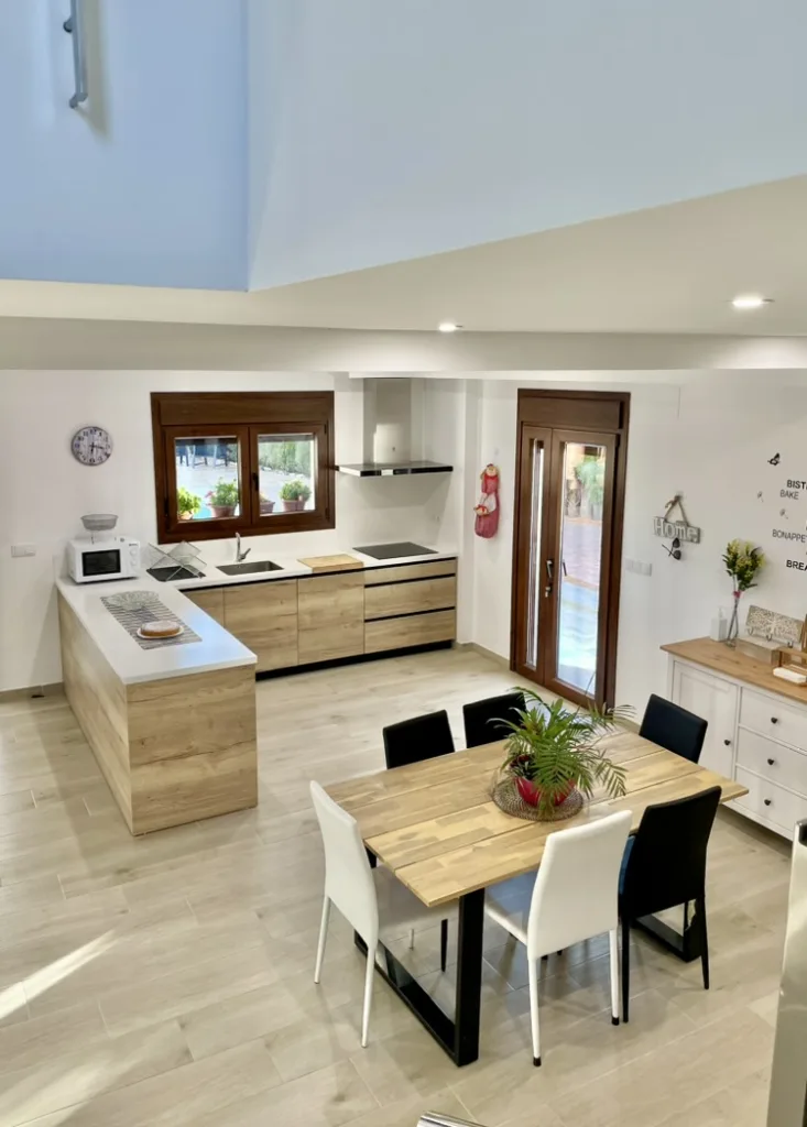 Cocina y comedor